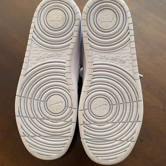 NEW Nike Court Borough Low Big Kid Sz 6.5Y - Picture 6 of 7